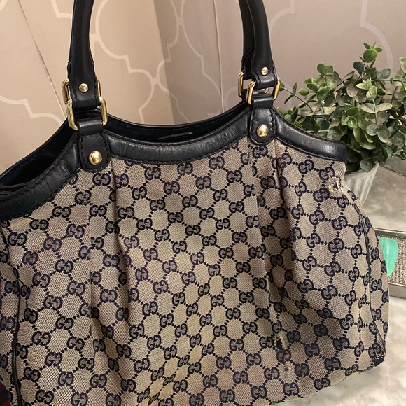 Gucci - Picture 5 of 7